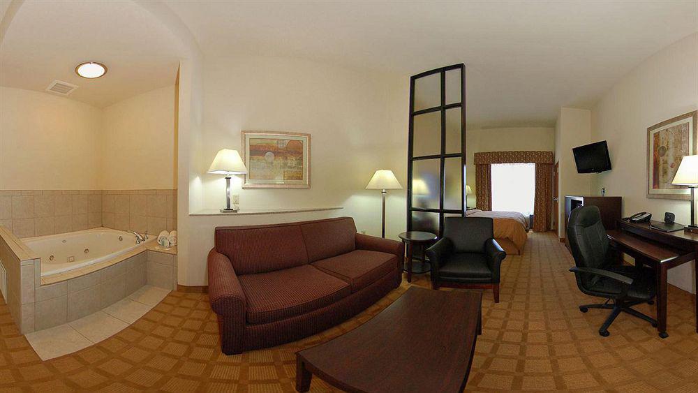 Comfort Suites Byron Warner Robins Exterior photo